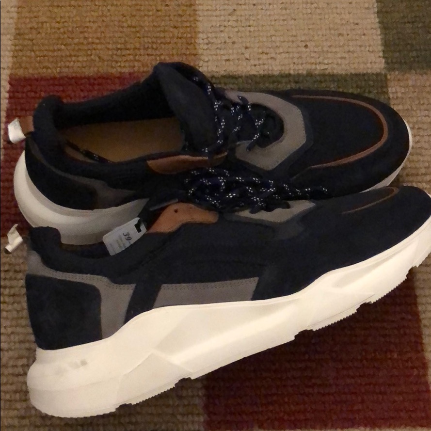 Massimo Dutti Sneakers Brand New Size 44